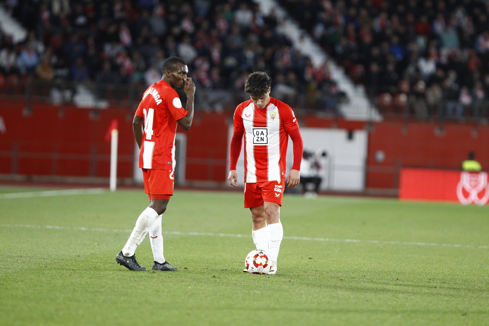 La U.D. Almería destroza al Sevilla C.F. en la Copa del Rey