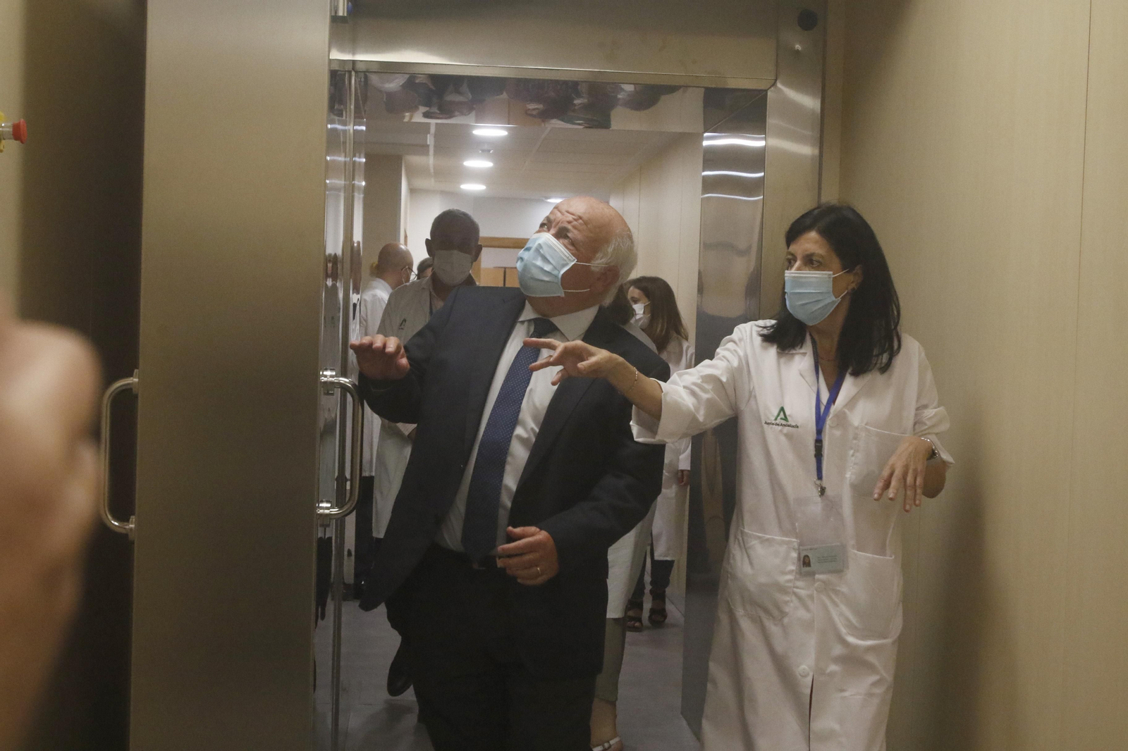 Visita el Hospital de Día de Infecciosos y el nuevo Acelerador Lineal de Electrones de Córdoba