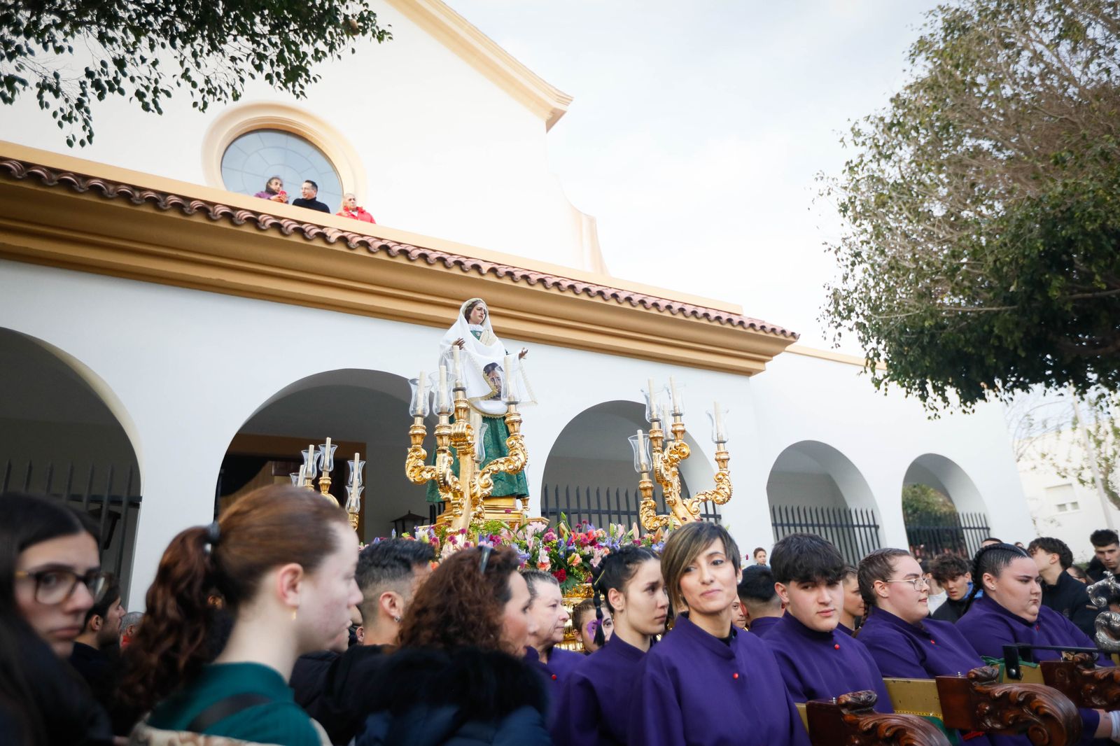 La procesión del Encuentro, en imágenes