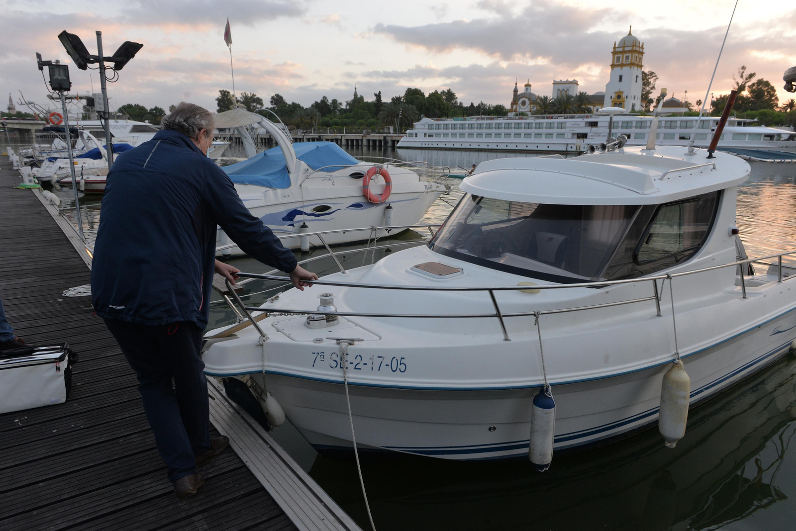 Travesía en barco por el Guadalquivir
