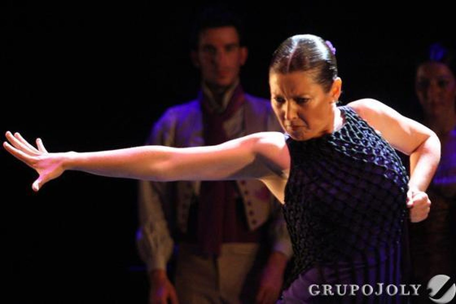 La bailaora cosechó un rotundo éxito con su espectáculo 'La Pepa', inspirado en la Constitución de 1812.

Foto: Paco Guerrero