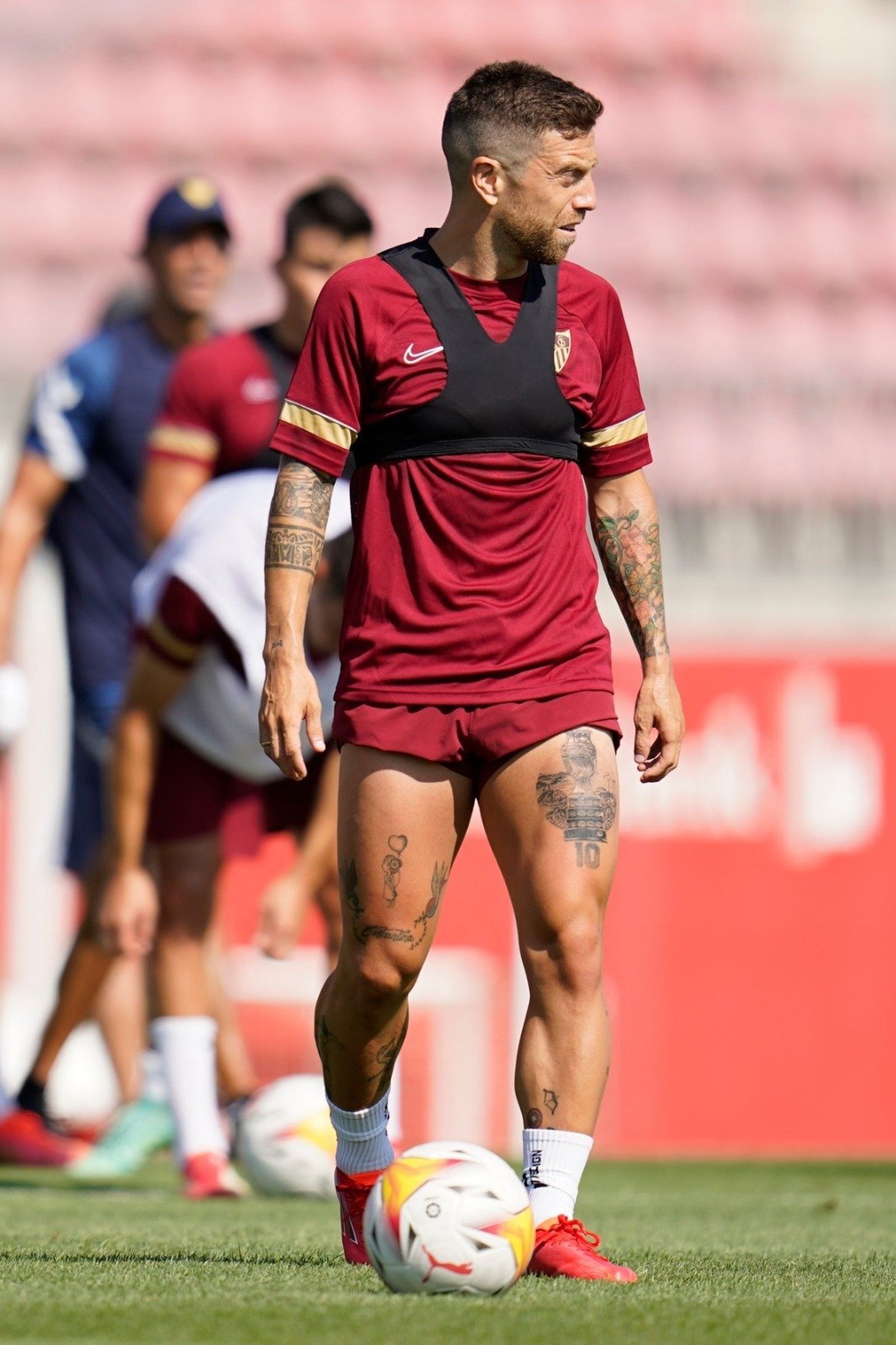 Papu Gómez, en su vuelta a los entrenamientos con el Sevilla.
