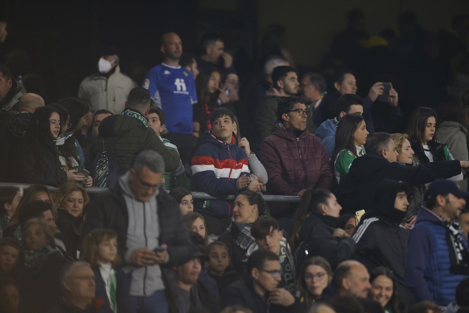 Búscate en las fotos del Betis-Celta