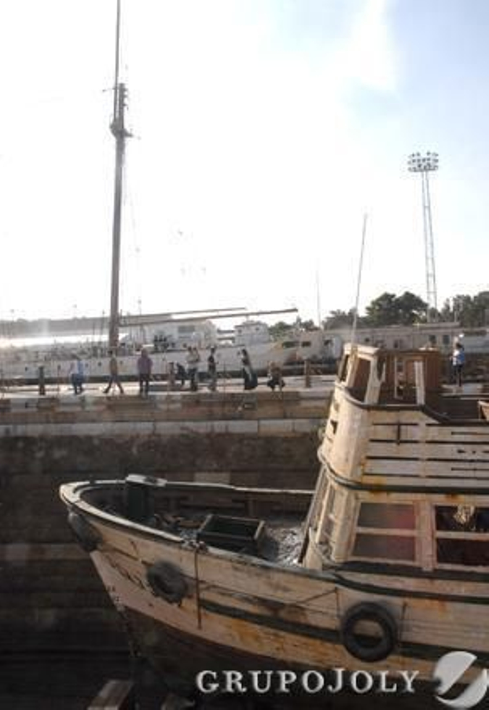 El Vaporcito se encuentra ya en el dique seco de los astilleros de San Fernando a la espera de una decisión sobre su futuro.

Foto: Elias Pimentel