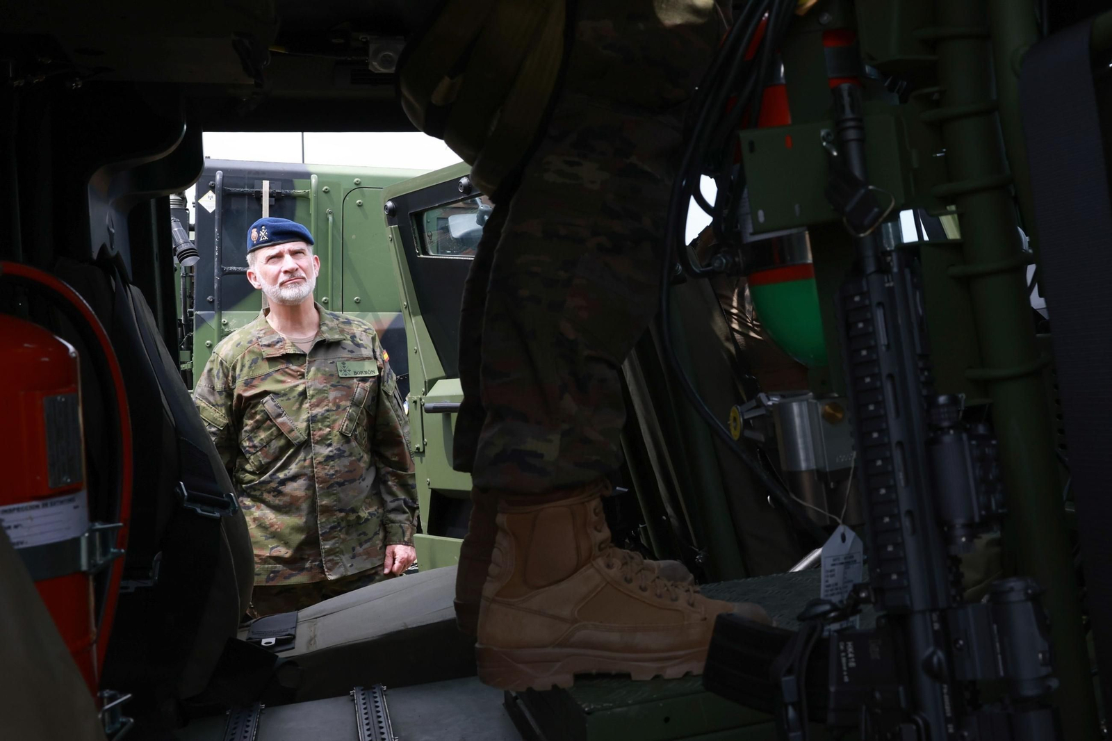 El rey Felipe, durante su visita al contingente español desplegado en Rumanía. El rey Felipe, durante su visita al contingente español desplegado en Rumanía.