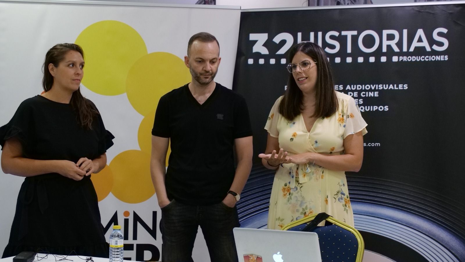 Helena Maroto, Francisco Conde y la diputada de Cultura y Cine, Almudena Morales.