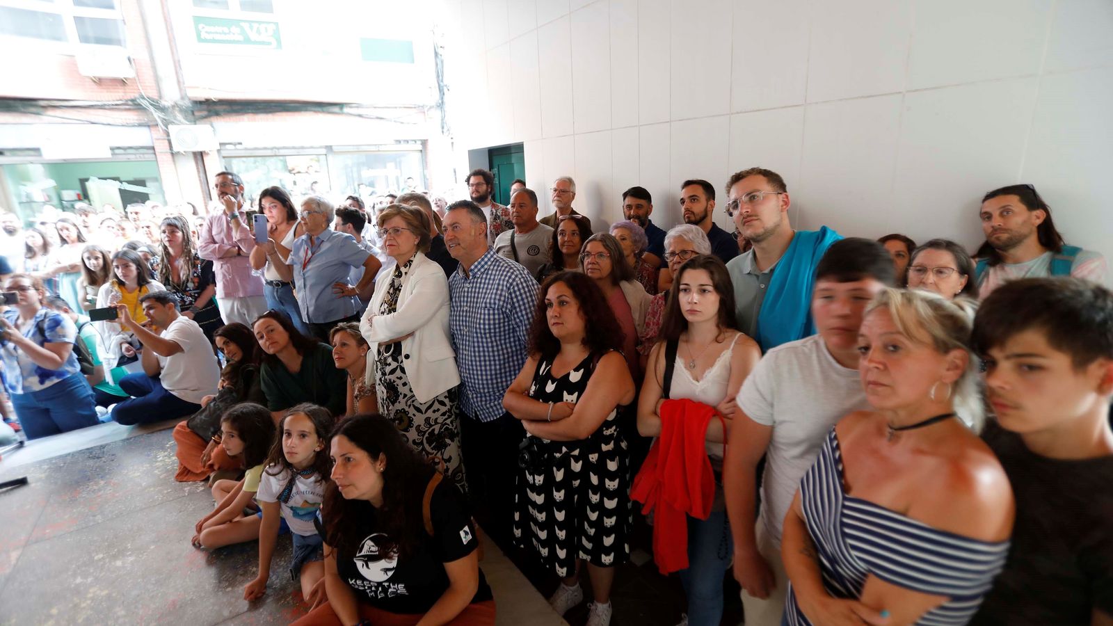 Parte del público asistente a la exposición.