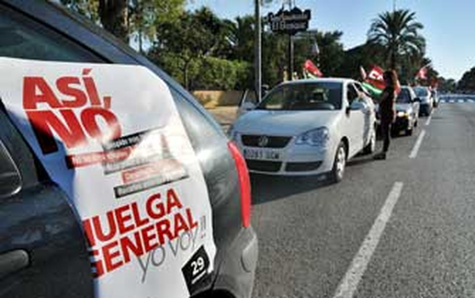 Los autobuses urbanos van mañana a la huelga sin servicios mínimos