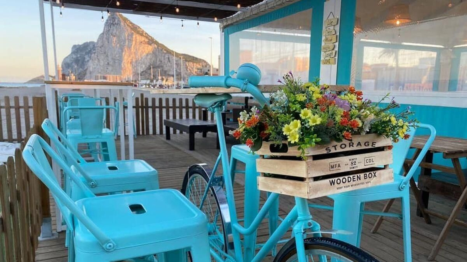 Un chiringuito de La Línea.