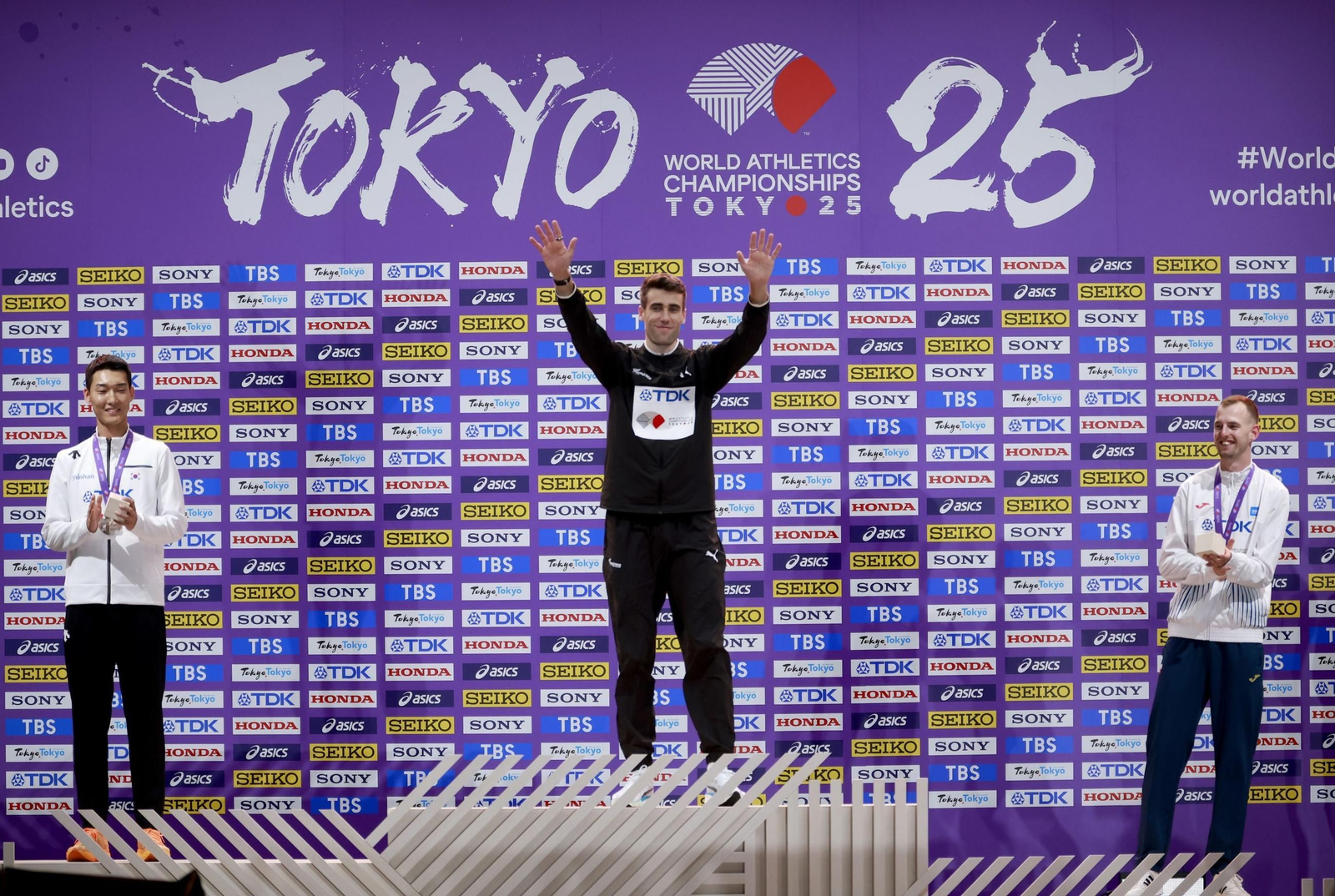 Las fotos de la lesión de Jordan Díaz y del resto de la jornada del Mundial de atletismo