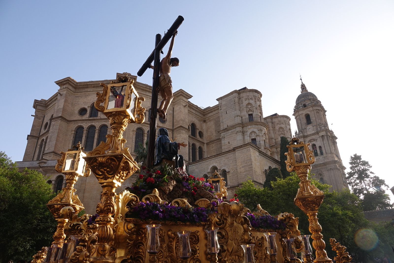 Las fotos de la cofradía del Amor, en el Viernes Santo de Málaga