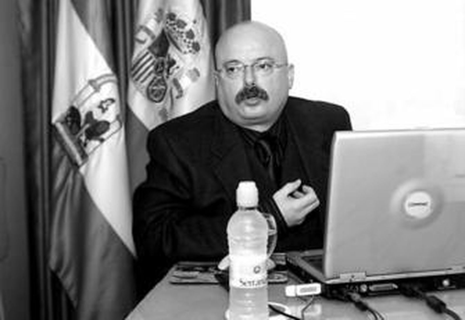 El nuevo ateneísta, Lorenzo Alonso de la Sierra, en la sede de la institución.