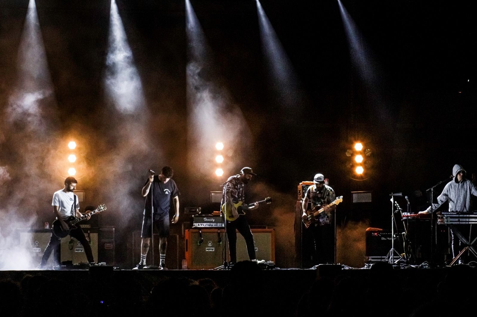 Desakato durante su concierto en Adra.