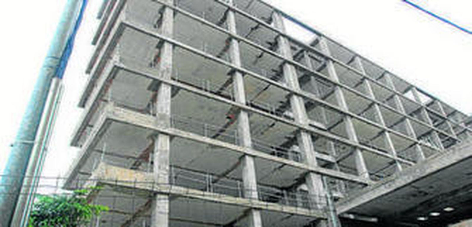 Estado actual de la antigua escuela de Magisterio.