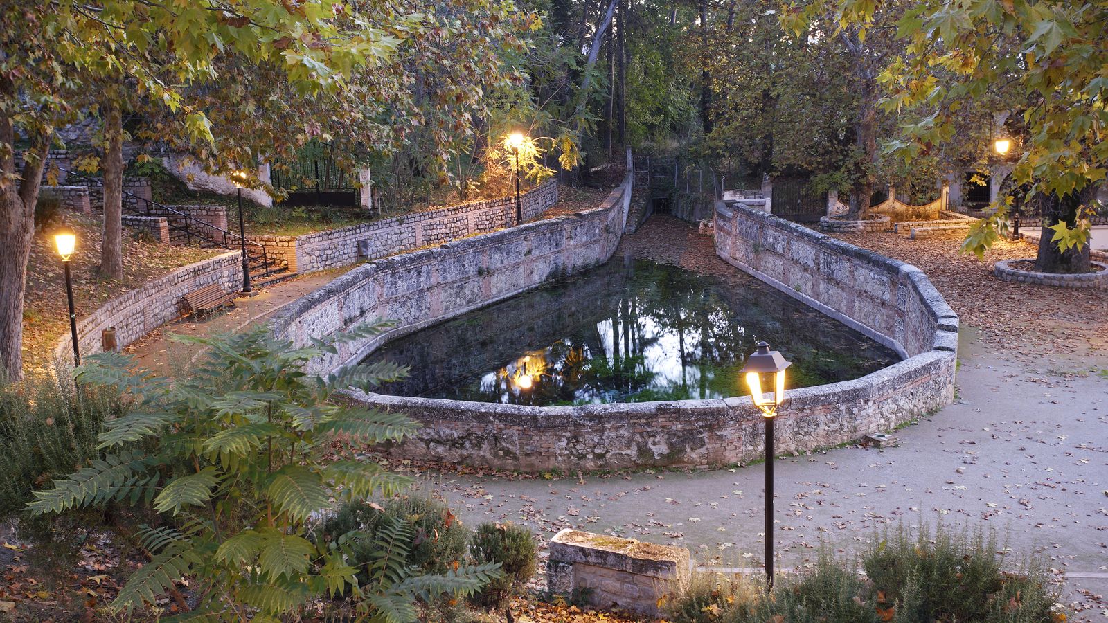 Fuente Grande de Aynadamar (Alfacar).