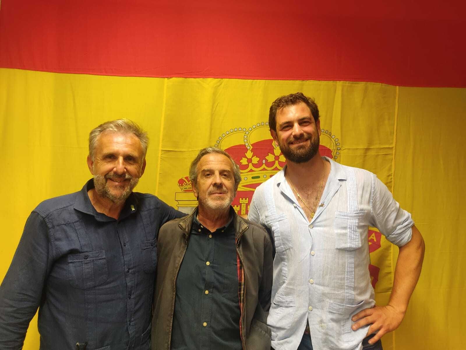 Los tres concejales electos de Vox El Puerto.