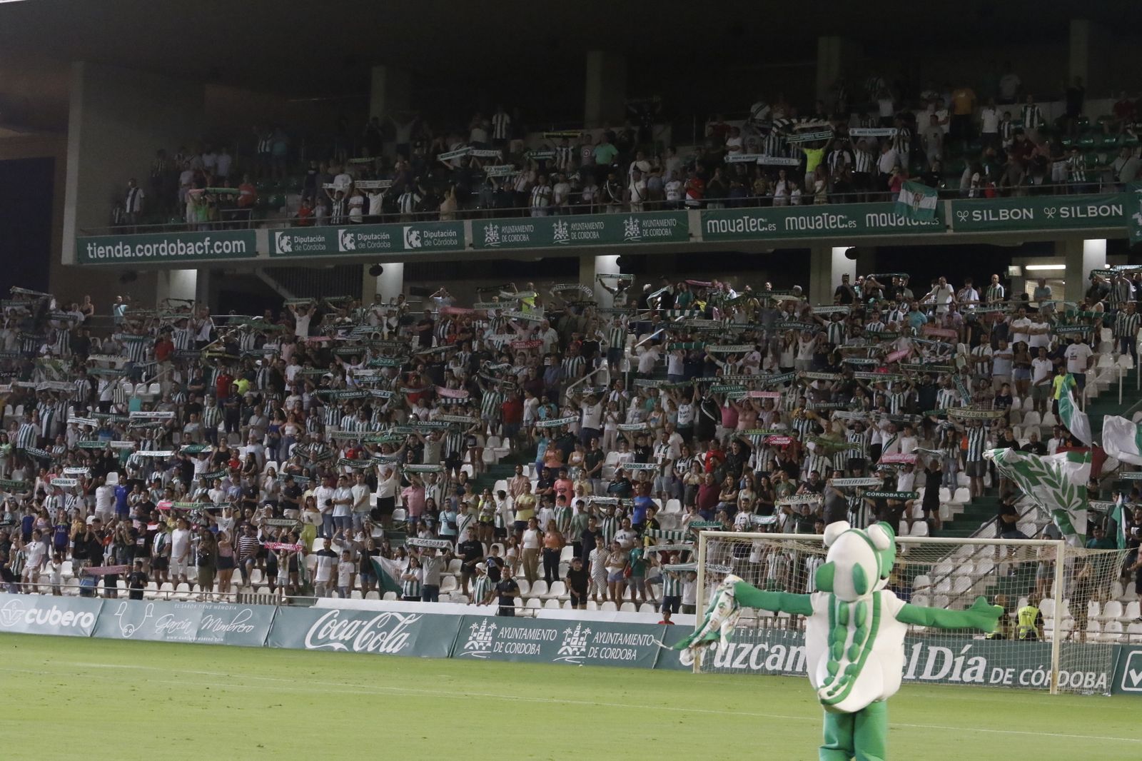 La victoria del Córdoba CF ante el Unionistas de Salamanca, en imágenes