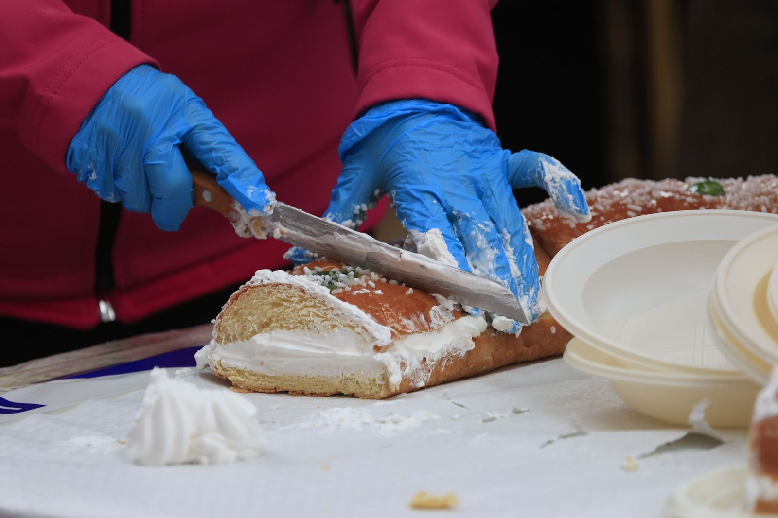 Las fotos del roscón de Reyes solidario en Algeciras