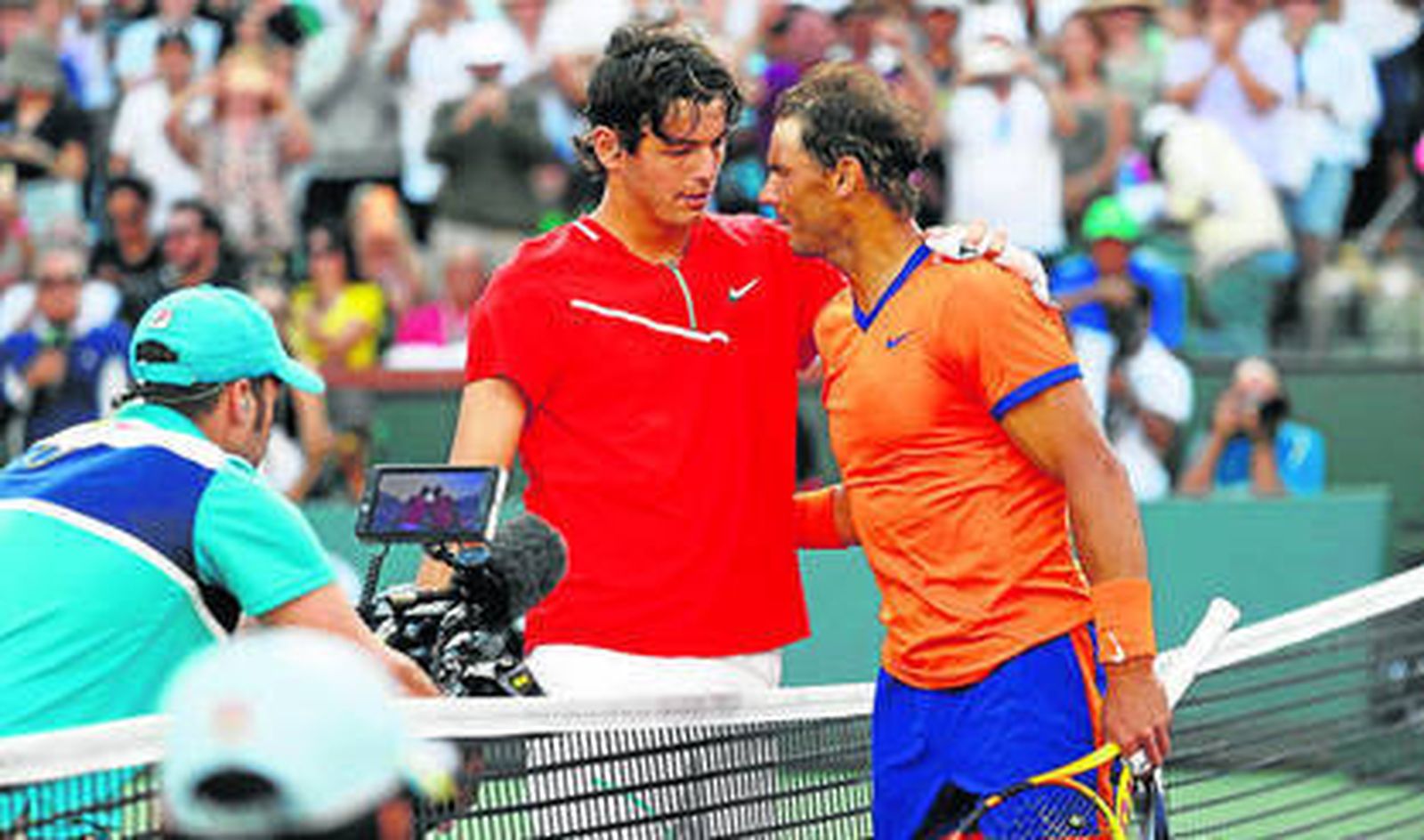 Rafa Nadal felicita a Taylor Fritz tras el triunfo del estadounidense en la final de Indian Wells.