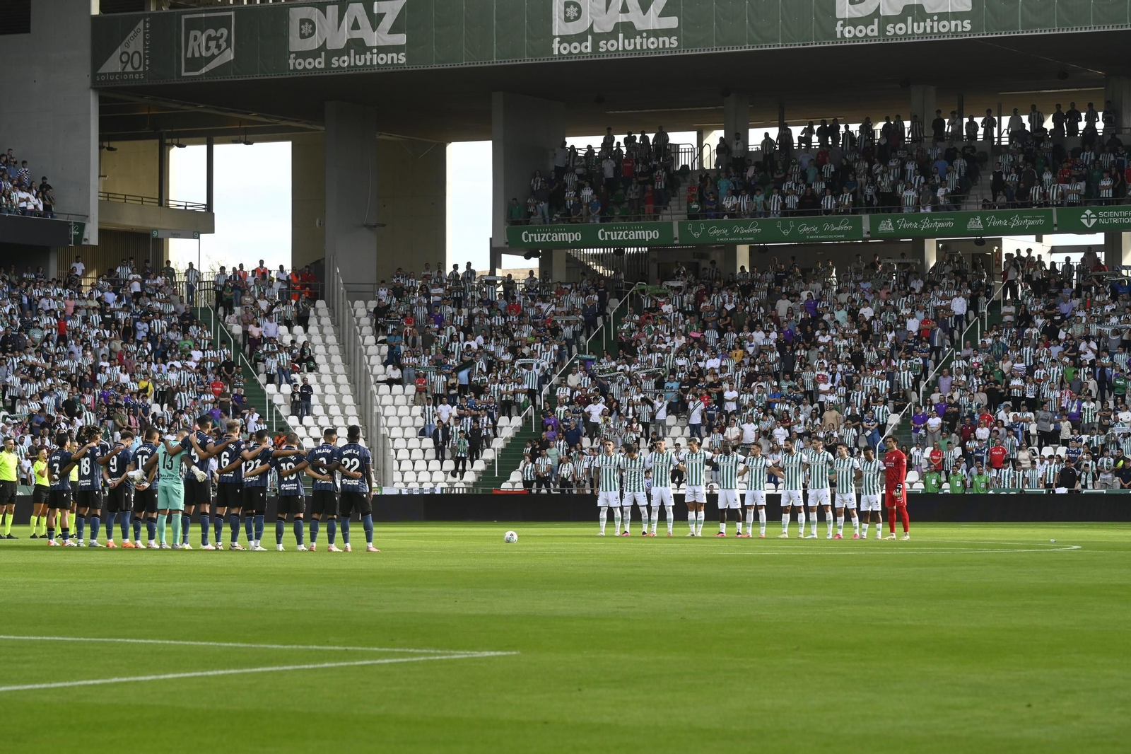 Las mejores fotos del imponente ambiente en El Arcángel para el Córdoba CF - Ceuta