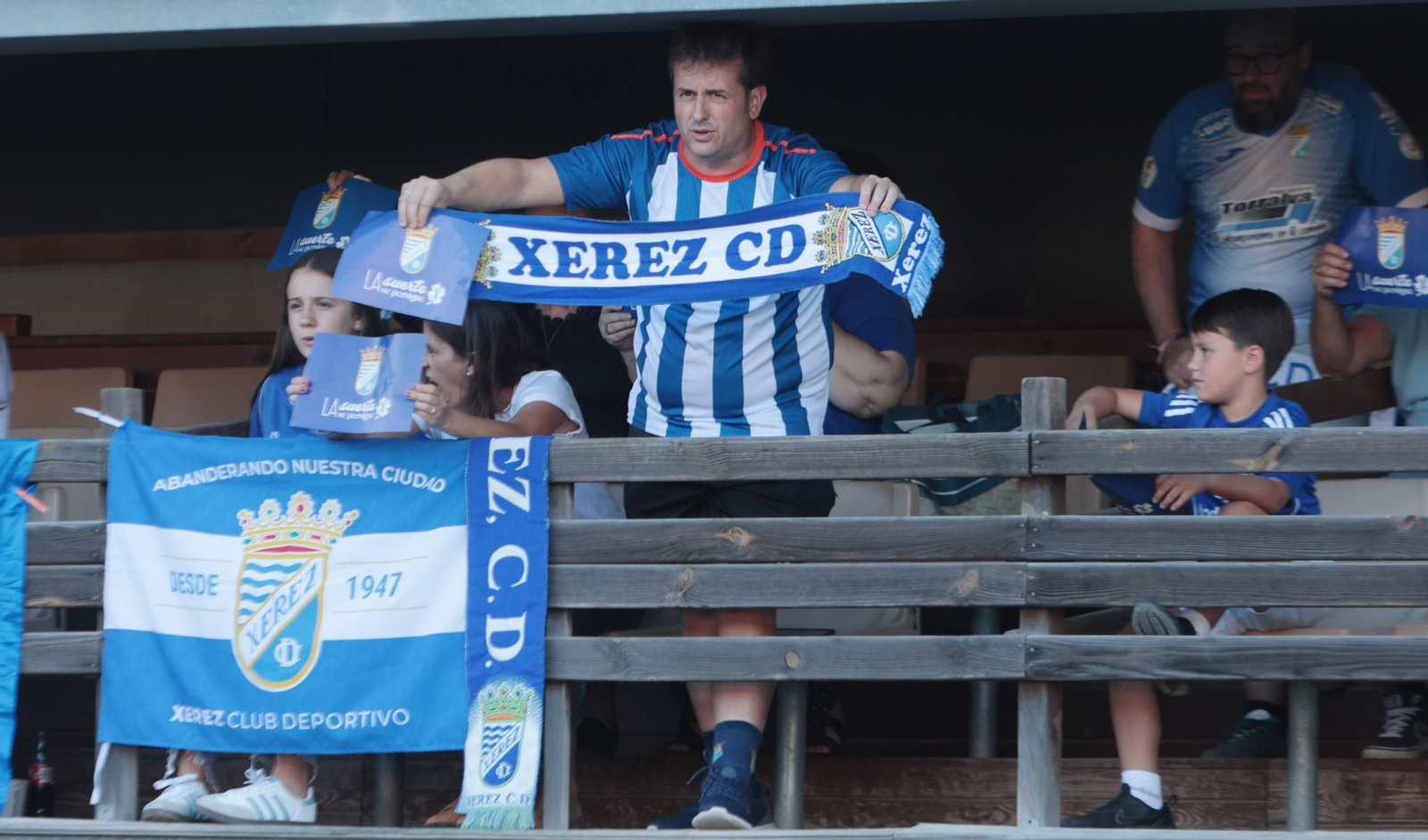 Búscate en el partido Xerez CD - Antoniano en Chapín