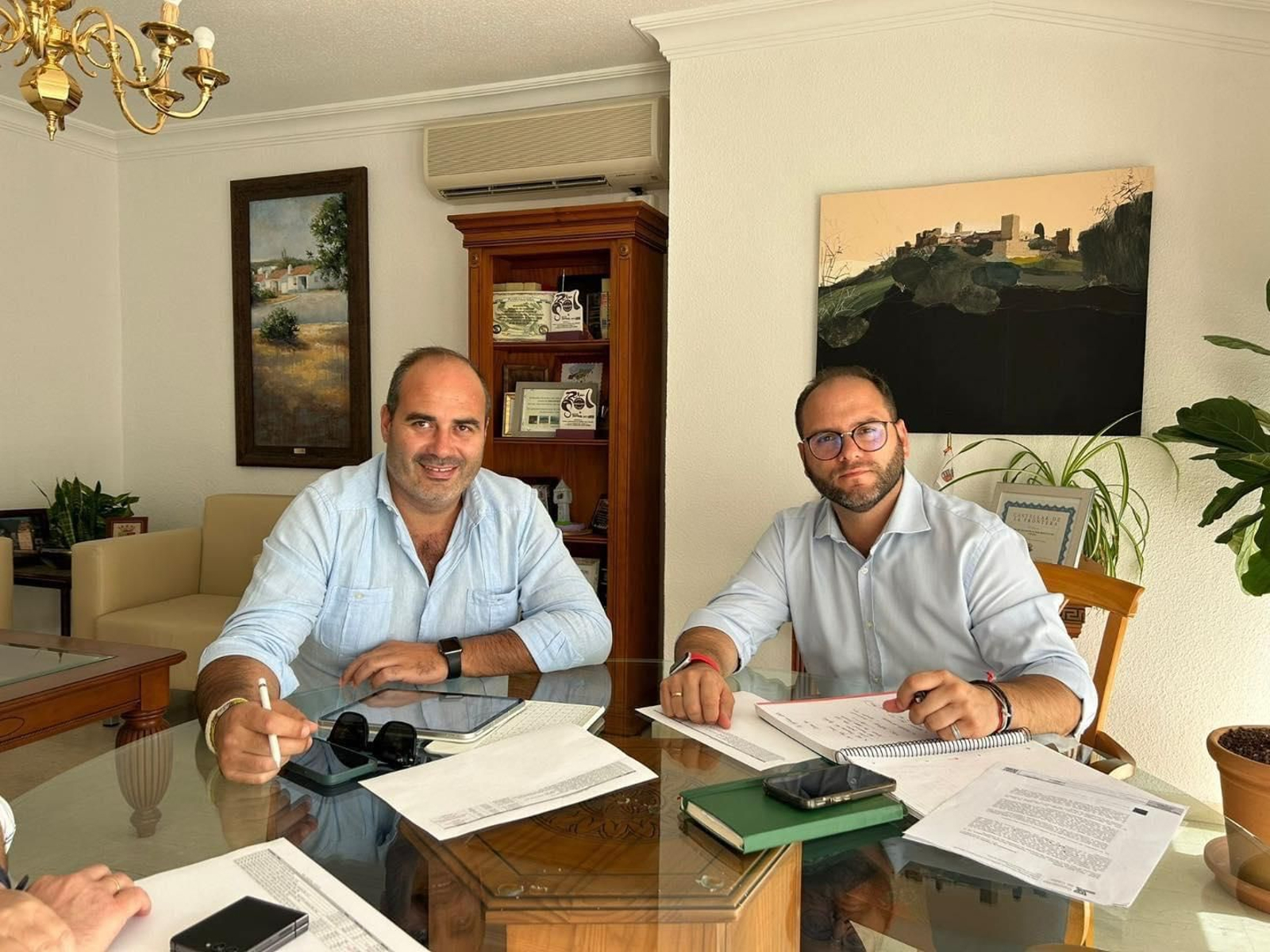 La firma del convenio para el nuevo PGOU de Castellar.