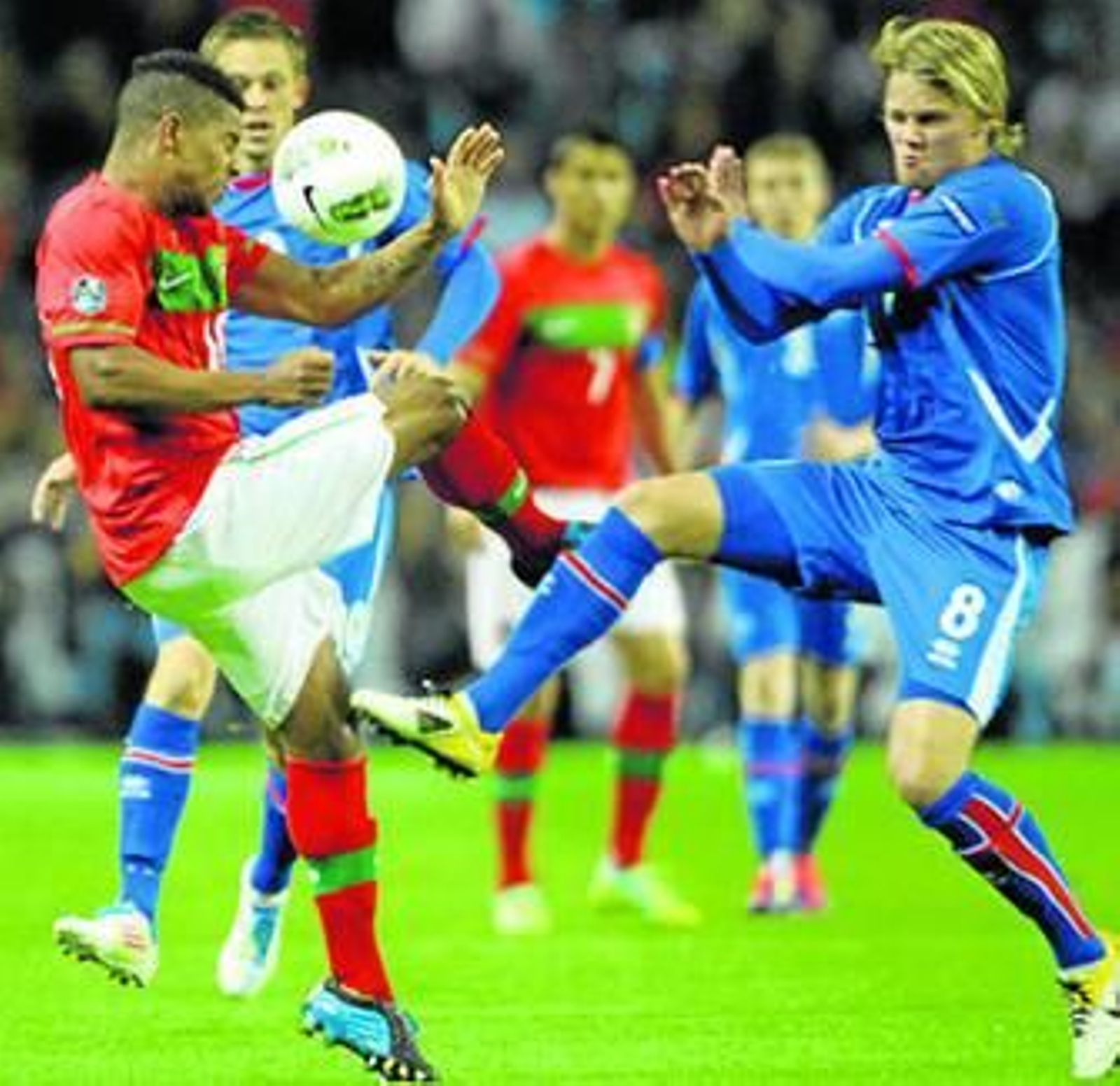 Eliseu, en un partido con su selección.