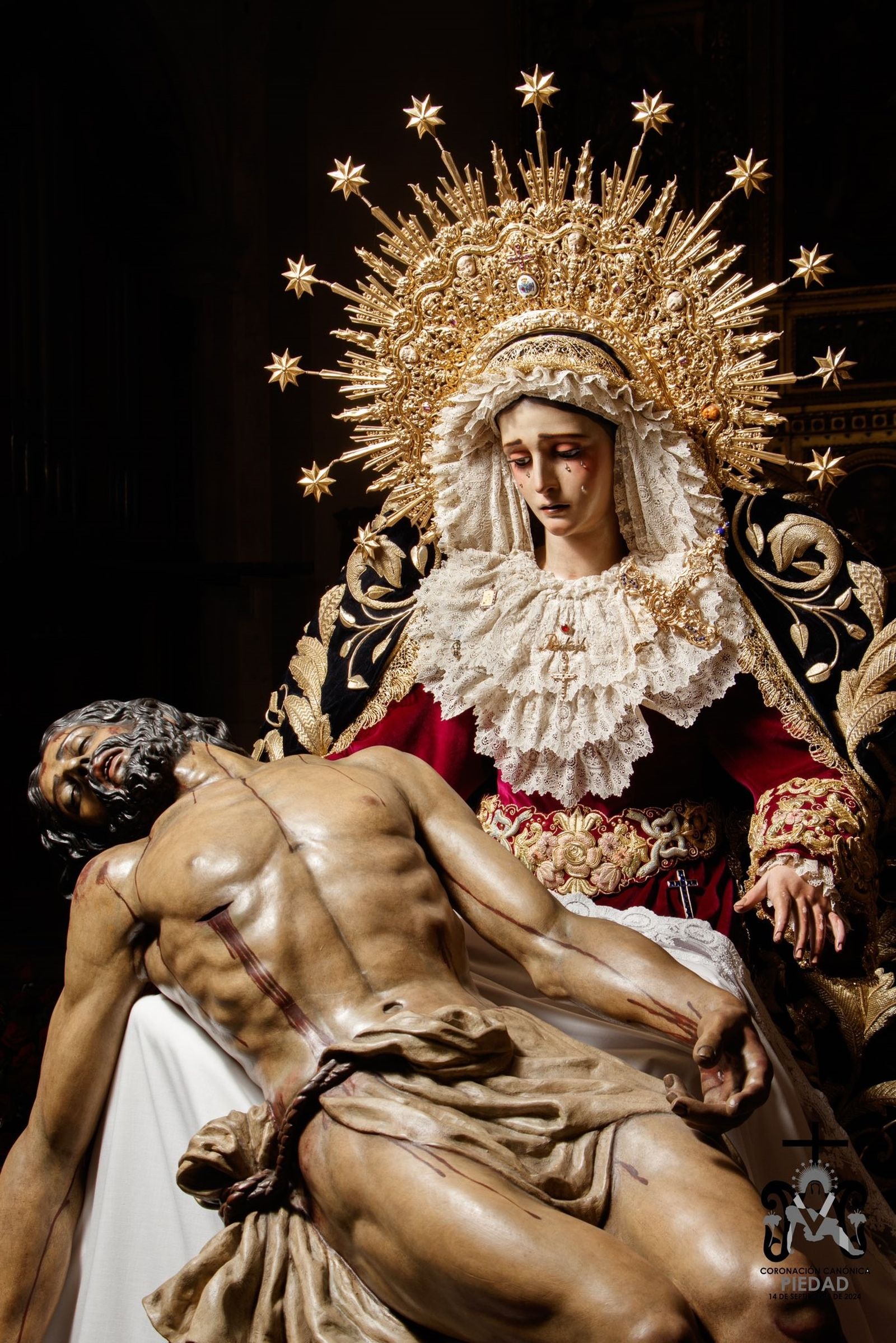 La Piedad, en el besamanos en el Sagrario