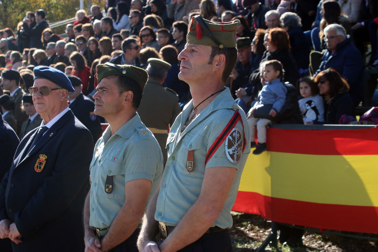Parada militar en la base de Cerro Muriano por el Día de la Inmaculada