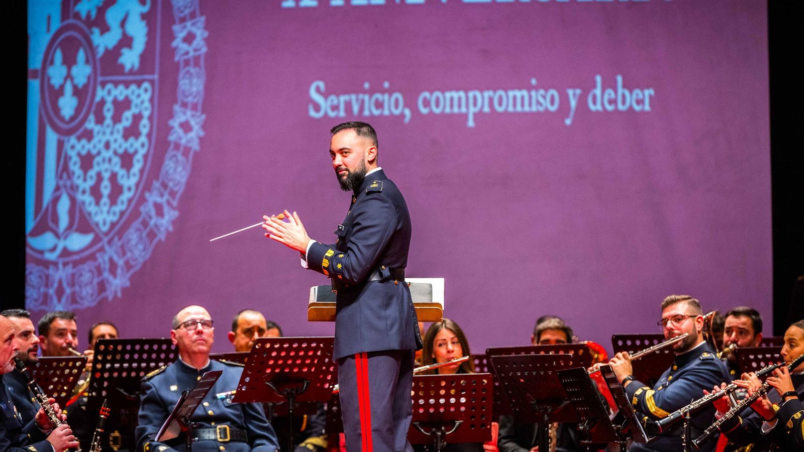 Homenaje al Rey en forma de concierto: la banda de Tercio Sur conmemora el X aniversario del reinado de Felipe VI Homenaje al Rey en forma de concierto: la banda de Tercio Sur conmemora el X aniversario del reinado de Felipe VI