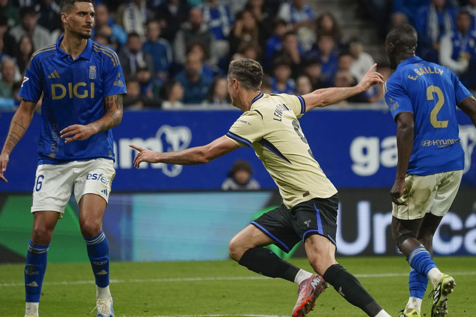 Las fotos del Oviedo-Barcelona