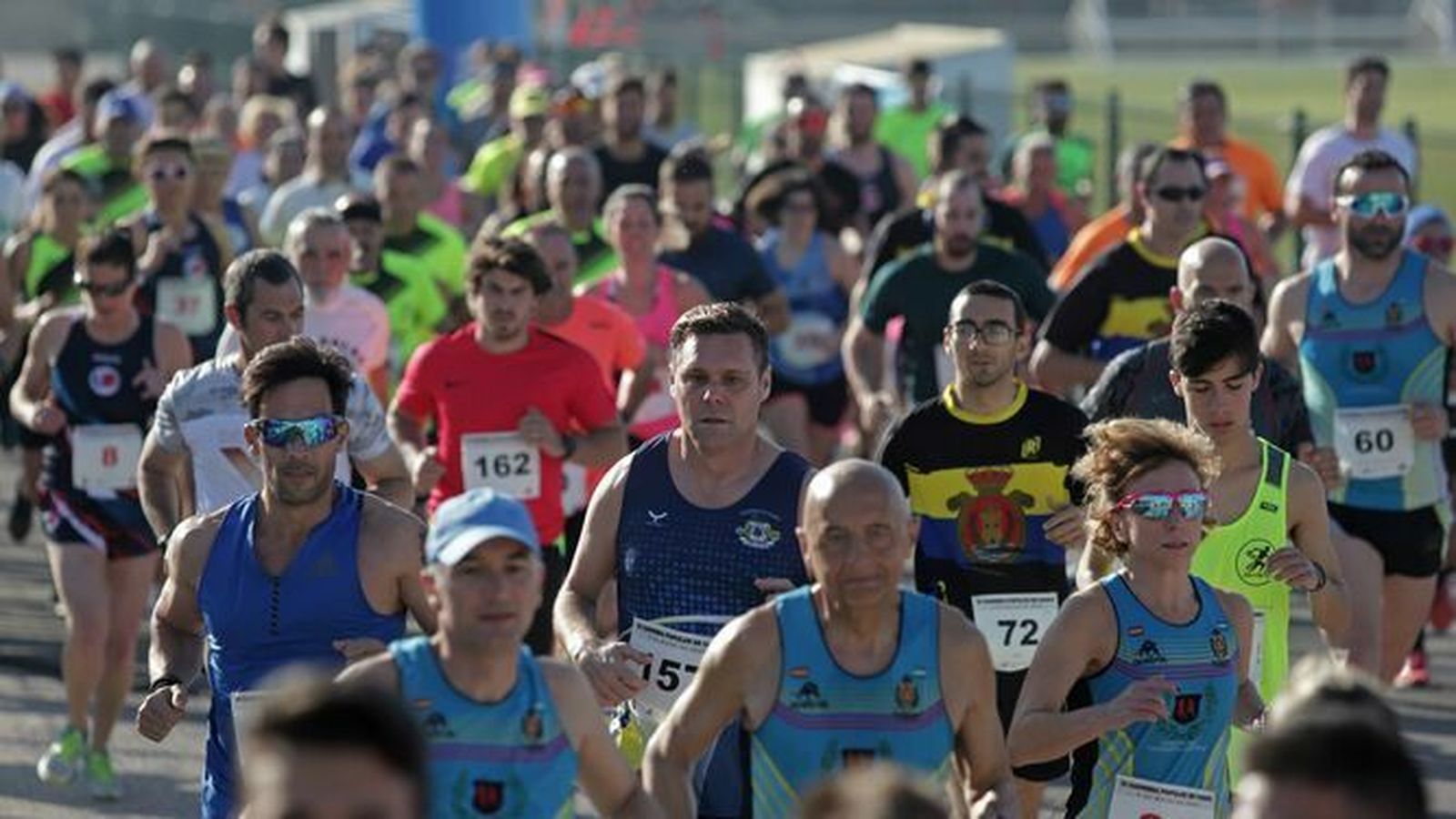 Participantes en la XI edición de la carrera Día de Andalucía de Tarifa