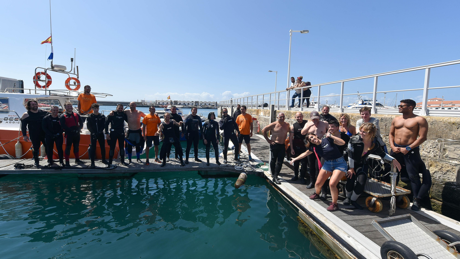 Fotos de la salida para la inmersión colectiva naconal de buceo en Tarifa
