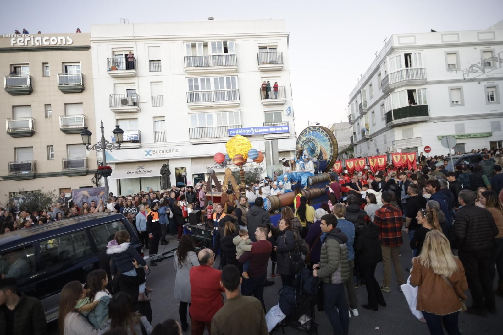 La cabalgata los Reyes Magos de Chiclana, en imágenes