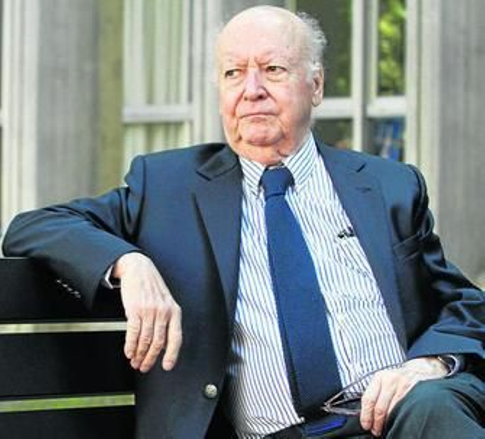 Jorge Edwards, ayer en la Facultad de Filosofía y Letras de Granada.