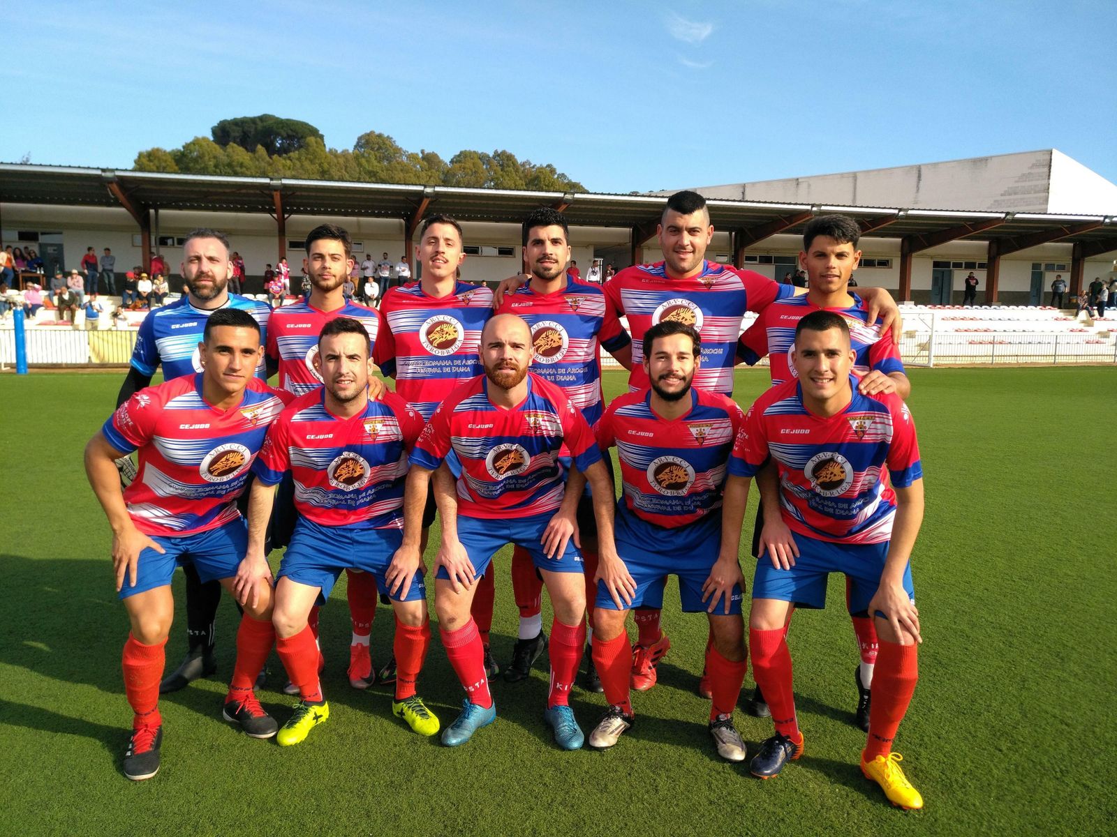 Once inicial del Aroche ante el Cruceño en el partido de ayer.