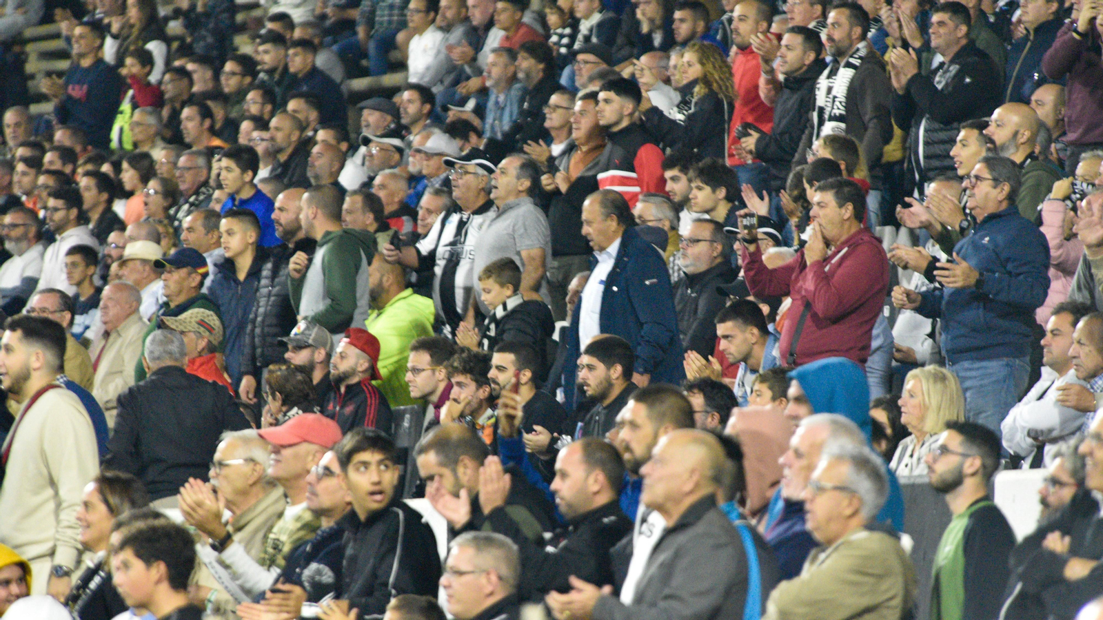 Las fotos de la Real Balompedica - Cultural Leonesa