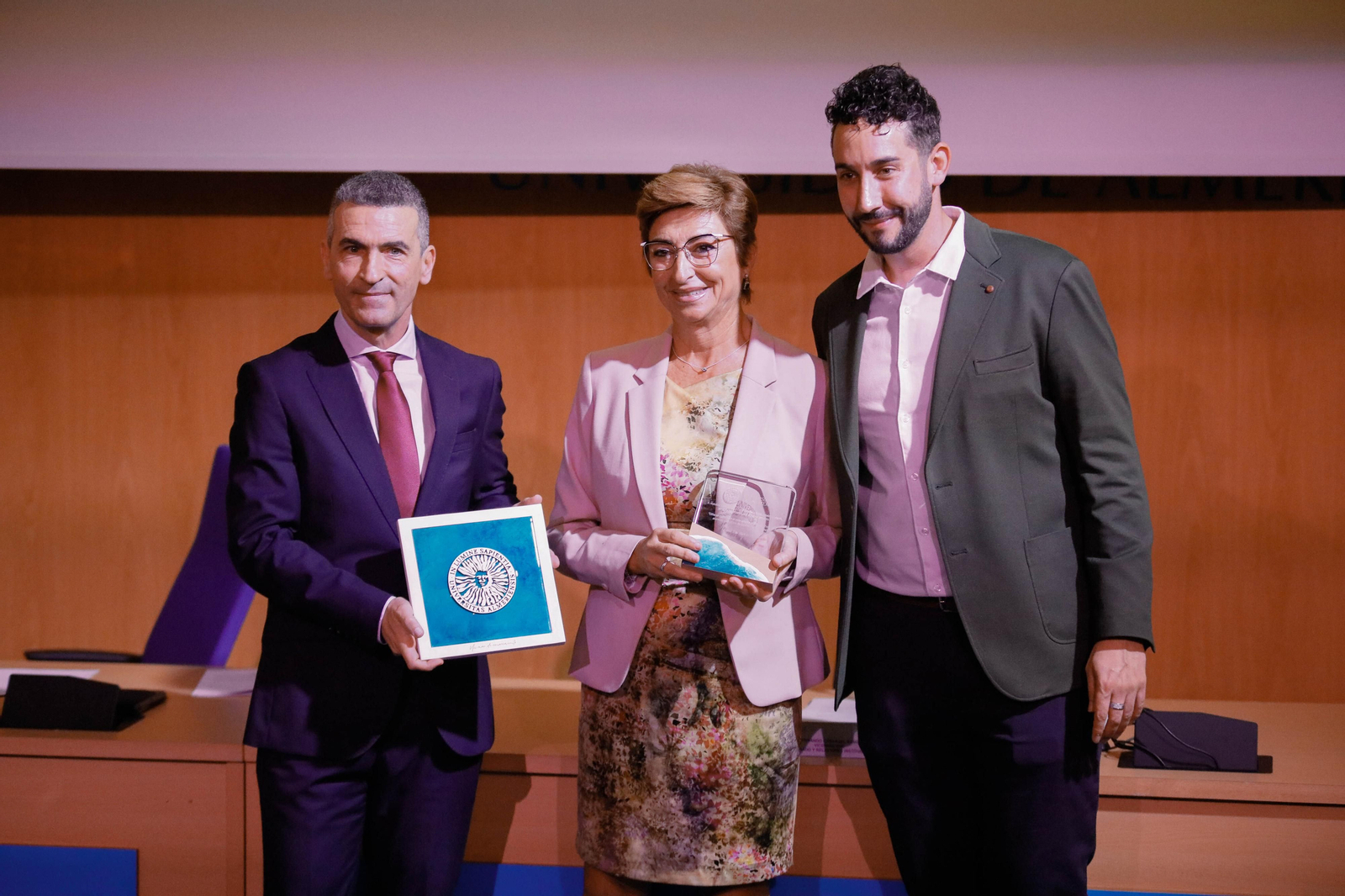 Entrega de distinciones en Salud UAL, en imágenes