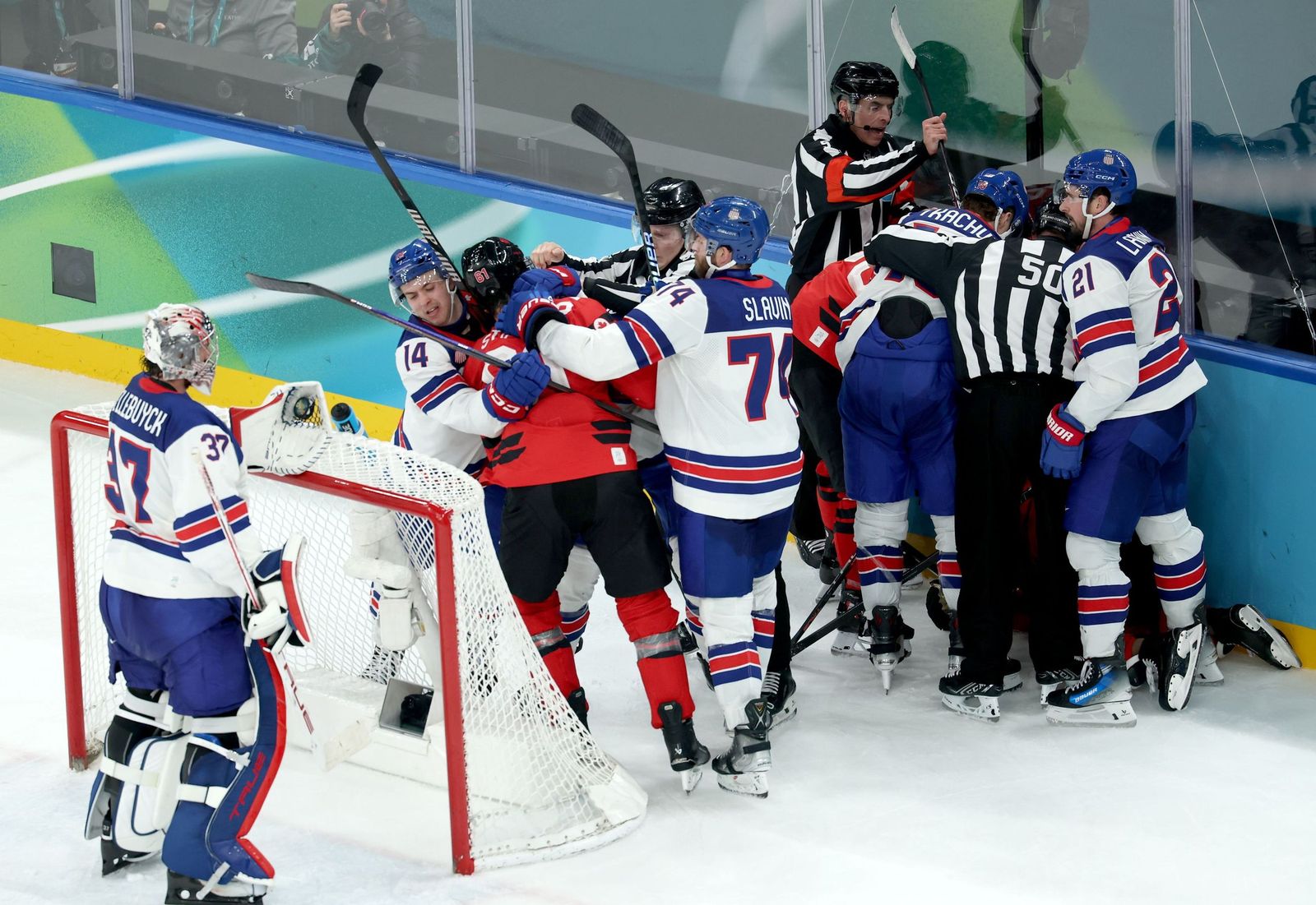 Las mejores fotos de los Juegos Olímpicos de invierno Milán Cortina d'Ampezzo 2026 | Ceremonia de clausura y jornada 17 y última