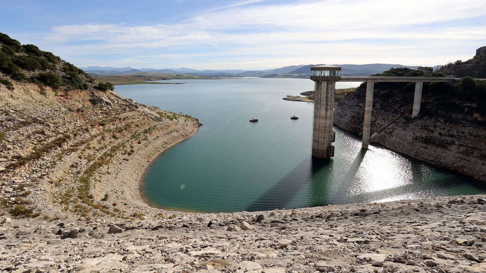 Imagen del pantano de Guadalcacín, el más grande de la provincia, hace unas semanas.
