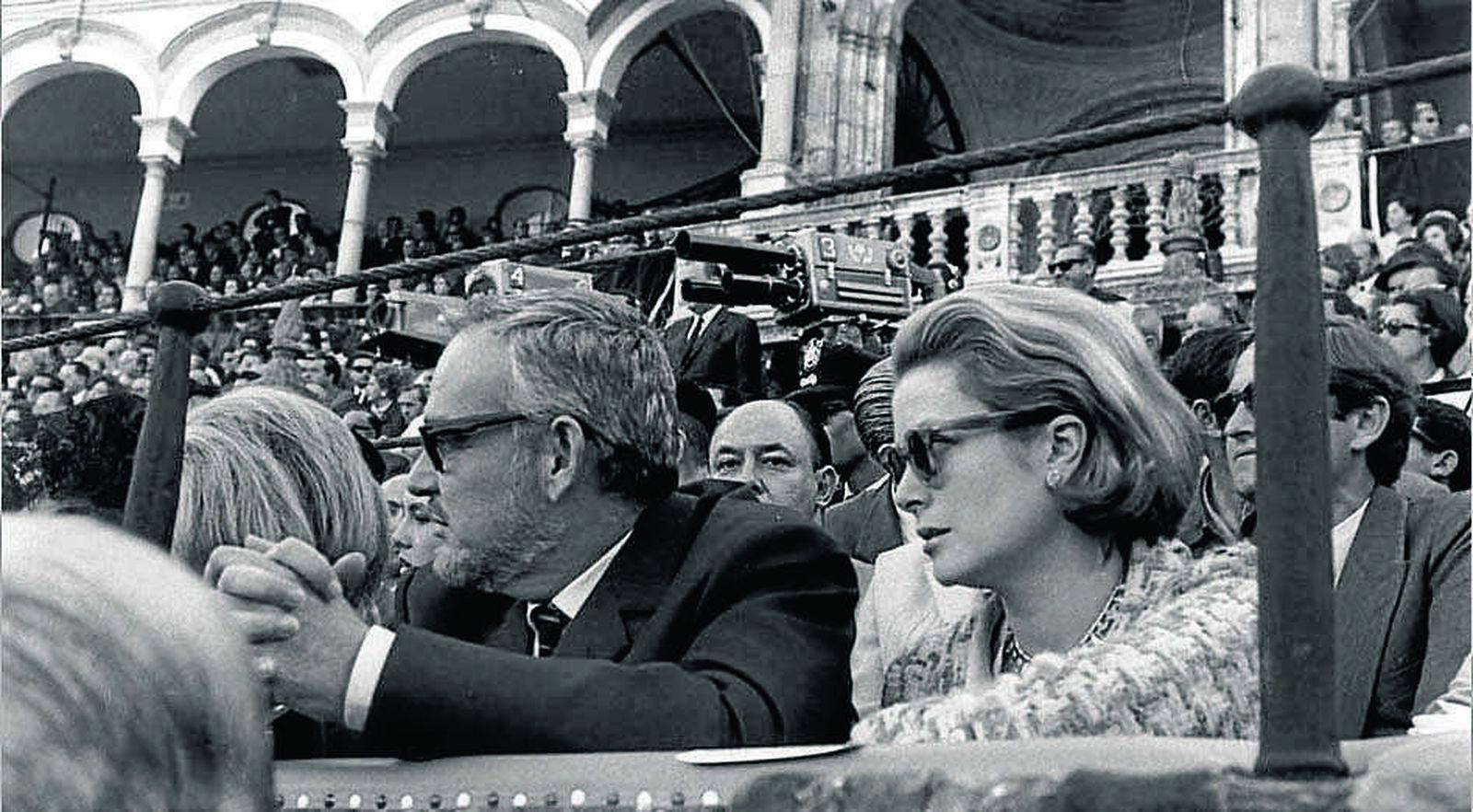 Gracia y Rainiero de Mónaco, en los toros en 1966.