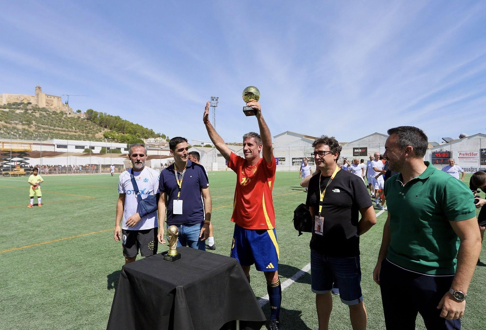 Alcalá la Real rinde homenaje a la memoria de Manolín, en imágenes