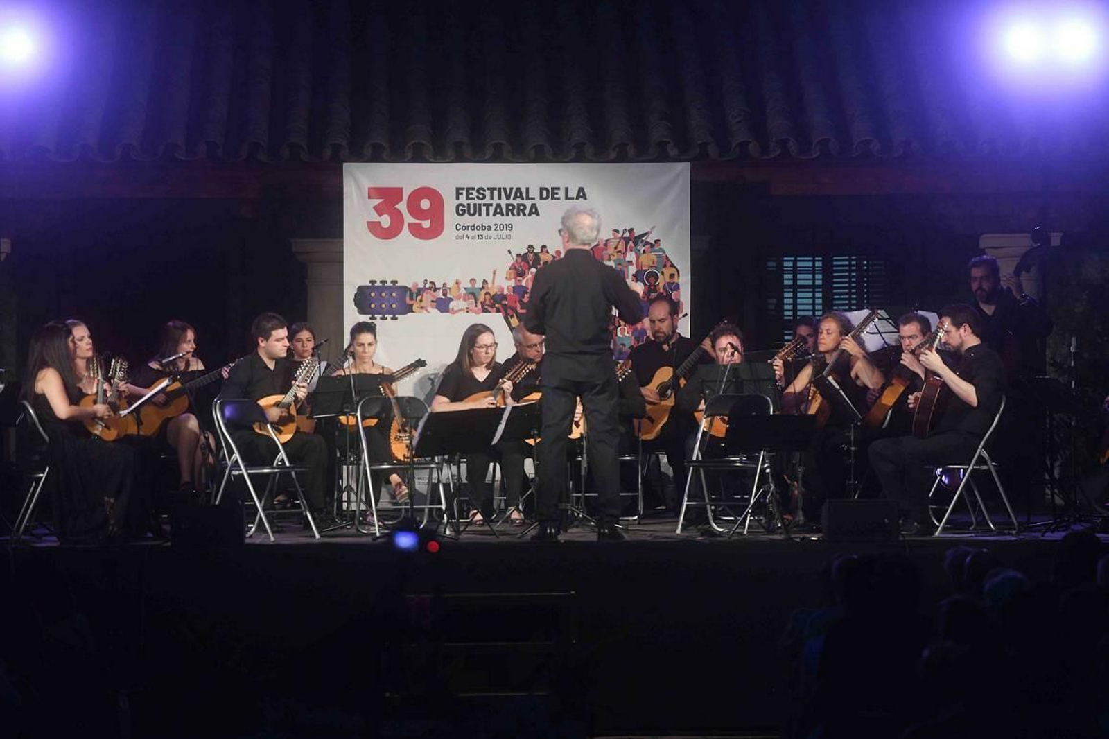La Orquesta de Plectro de Córdoba, en el Palacio de Viana.