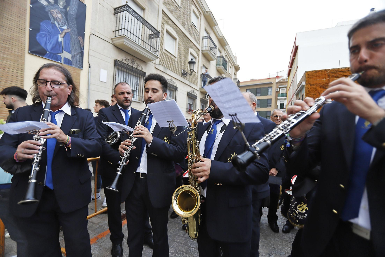Imágenes de la salida extraordinaria de la Virgen del Rocío y Esperanza