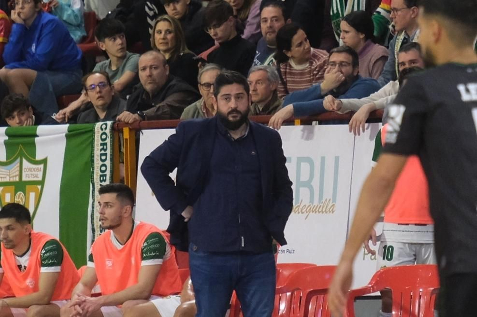 Josan González durante el encuentro ante el Betis Futsal. Josan González durante el encuentro ante el Betis Futsal.