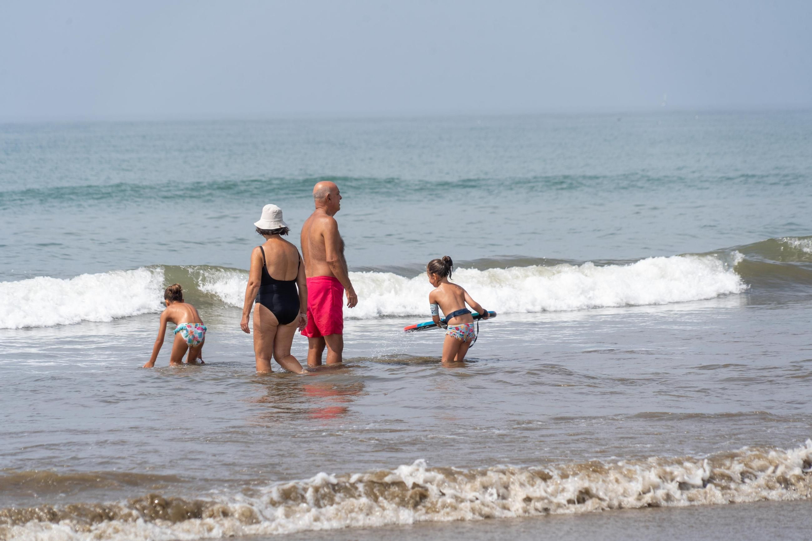 El ambiente de las playas de Huelva el domingo 24 de agosto