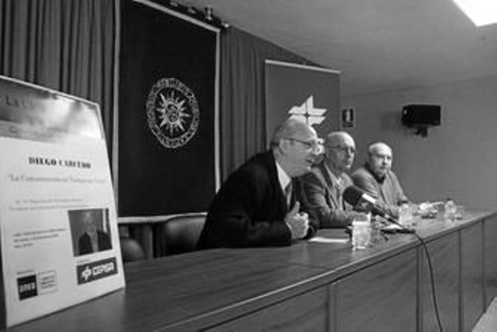 Juan José Yborra, Octavio Ariza y Nicolás Barroso, durante la rueda de prensa de ayer.