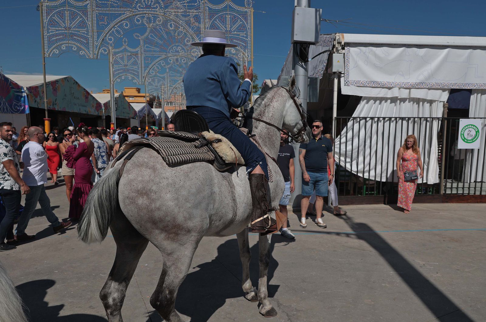 Fotos del Domingo por Sevillanas en la Feria Real de Algeciras 2024