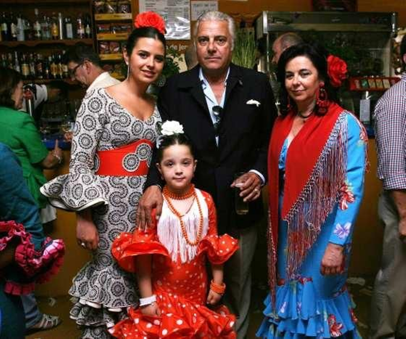 La comercial Marisa López, junto a Juan José López, presidente del Circulo de la Amistad y familia.

Foto: Vanesa Lobo