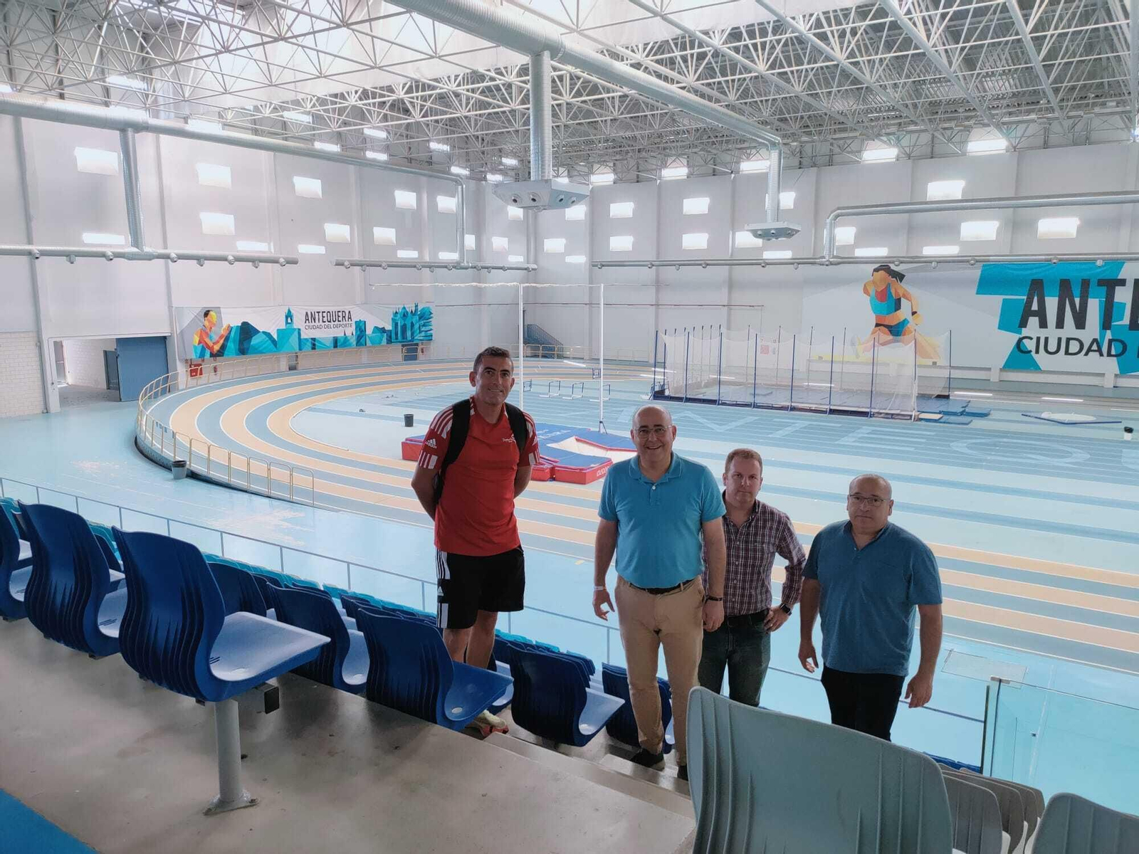 El equipo de Gobierno se ha buscado la ubicación idónea para esta pista de atletismo que se ubicará en la zona de detrás del Pabellón.